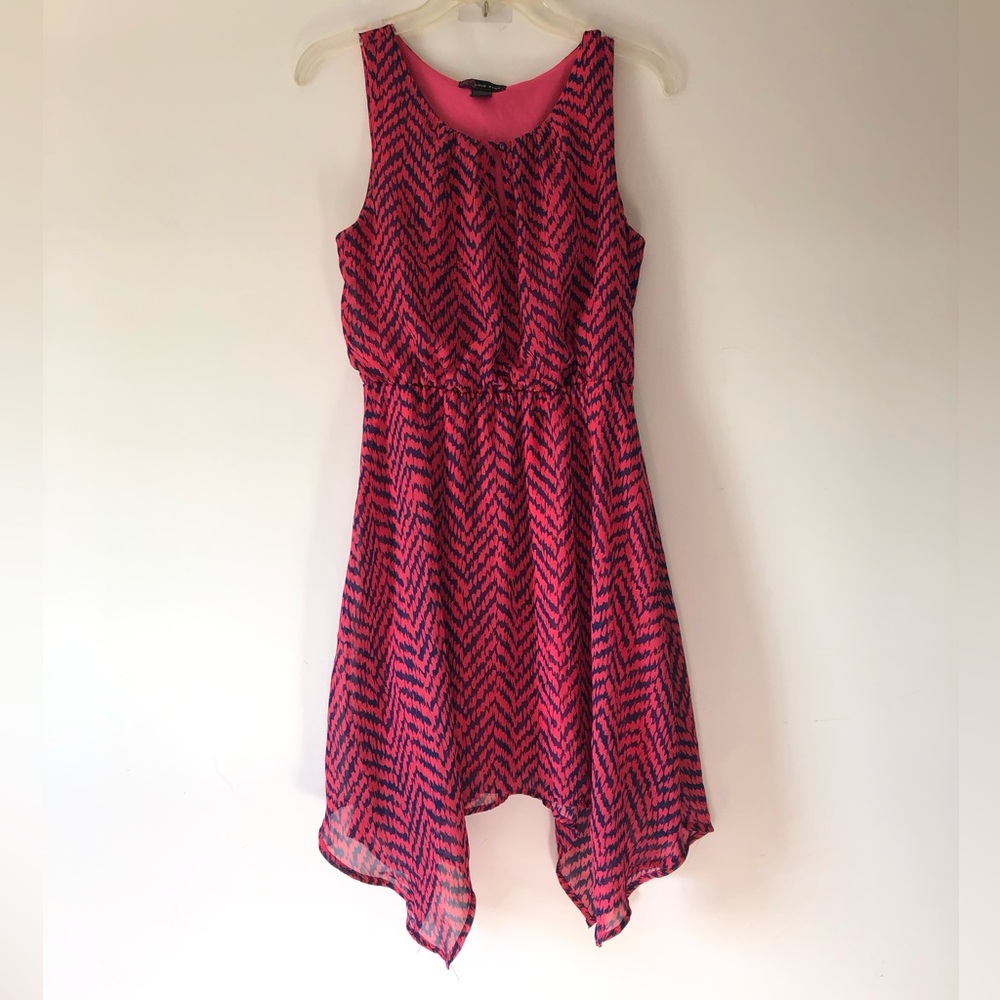 Chic Pink and Black Dress